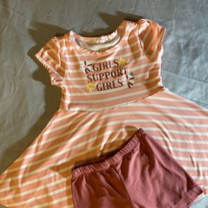 Girls 2 piece dress set w/ shorts. Only worn once. Pink and rose colors